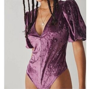 Free People Don't You Wish Velvet Bodysuit Burn Out Velvet Purple Puffed Sleeves